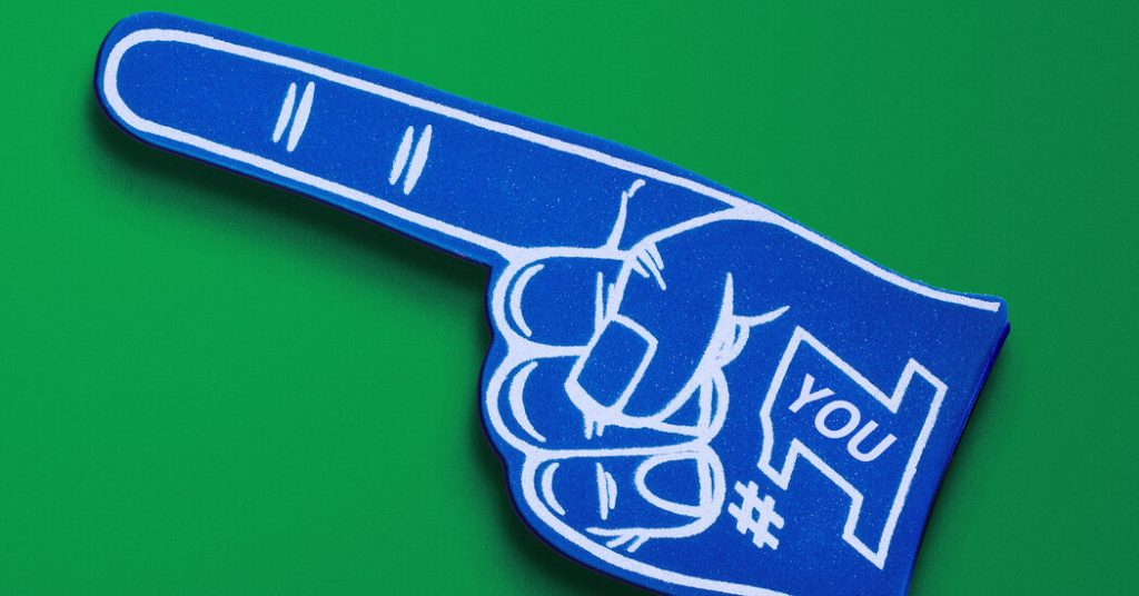 Compliments Have a Powerful Impact. Here’s How to Give Them.